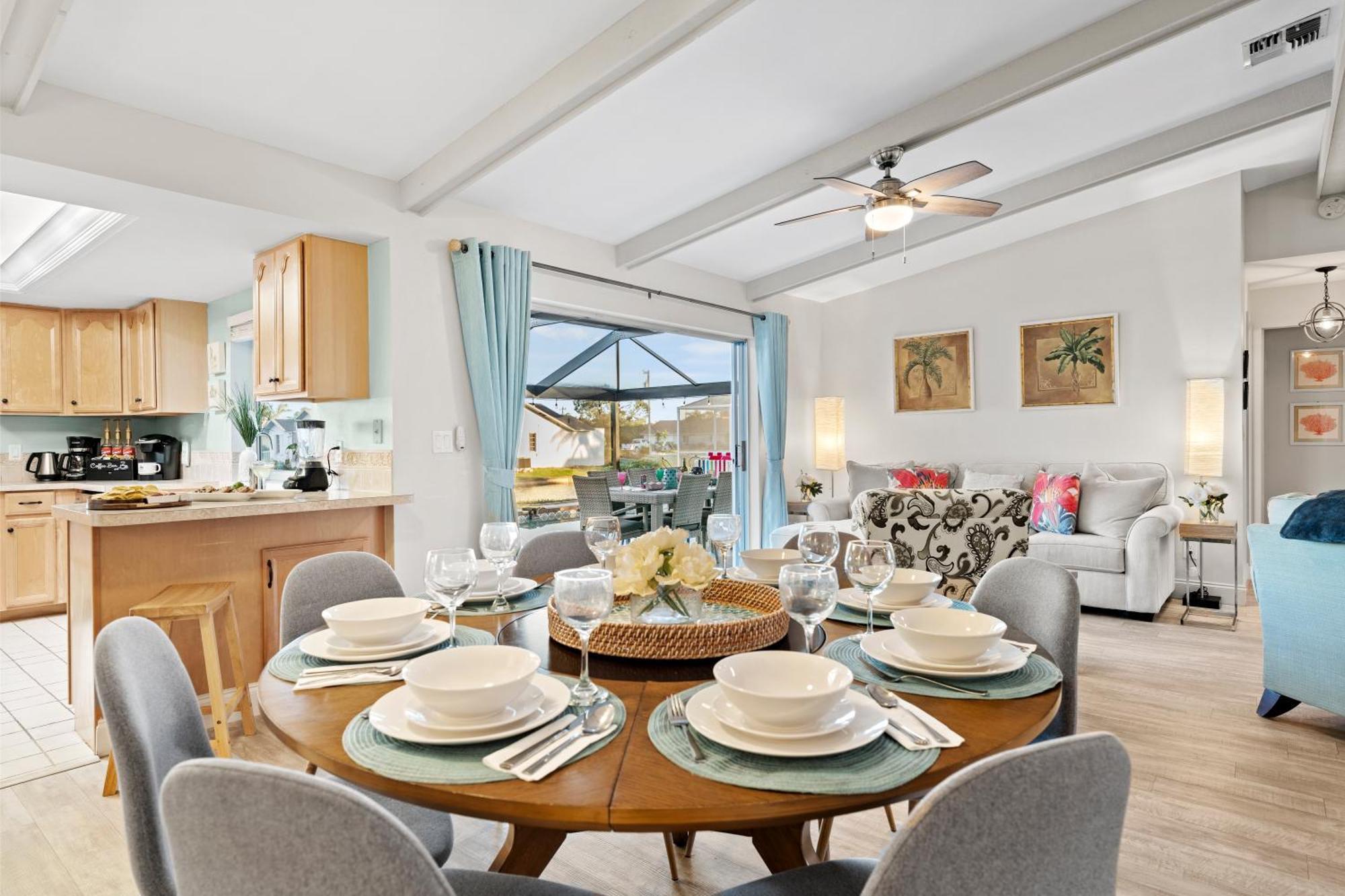 Serenity Waterfront Villa With King Suite, Private Pool, Great Lanai Enclosure And Long Water Views Cape Coral Exterior foto